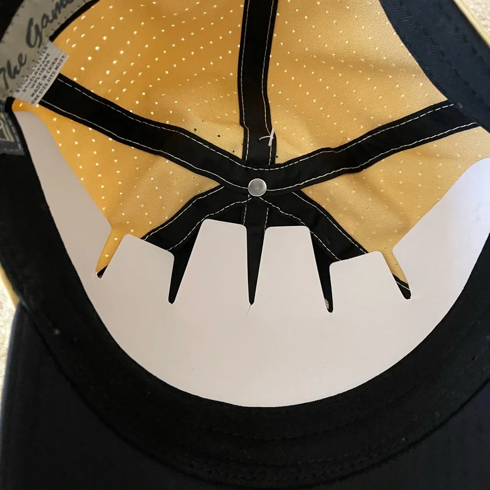 NWT Vintage The Game Black/Vegas Gold Men’s Cap